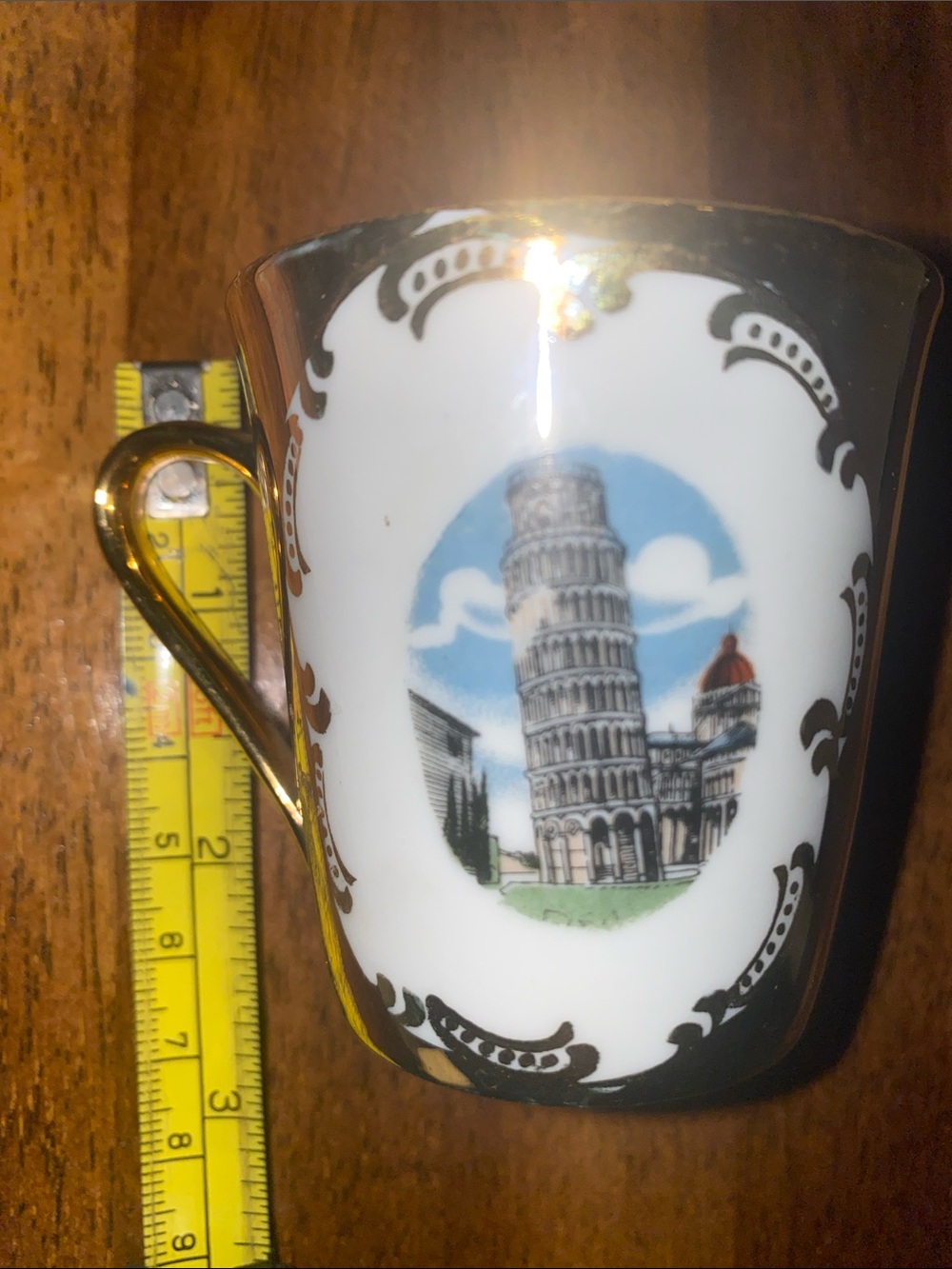 White and Gold Porcelain Espresso Mug with Pisa Tower Motif